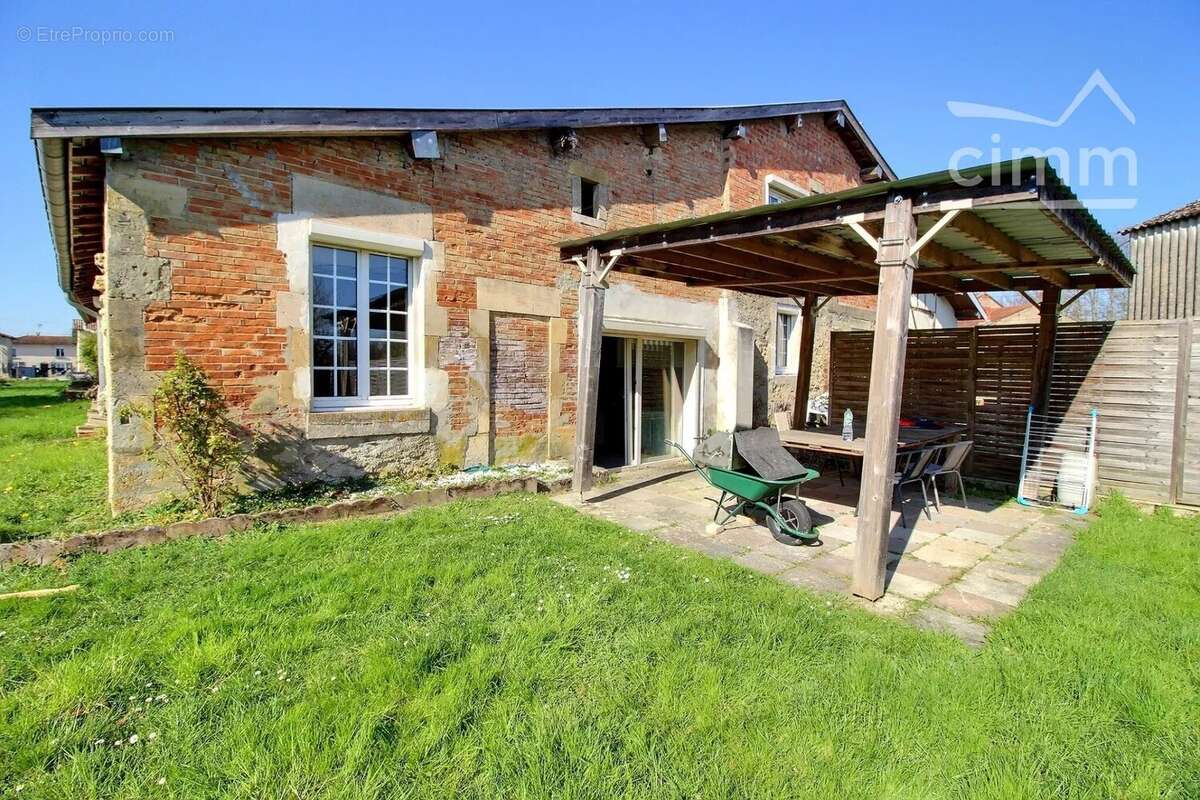 Maison à REVIGNY-SUR-ORNAIN