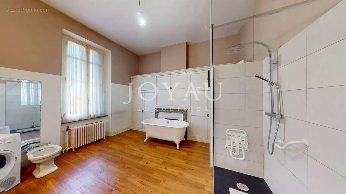 Appartement à CARCASSONNE