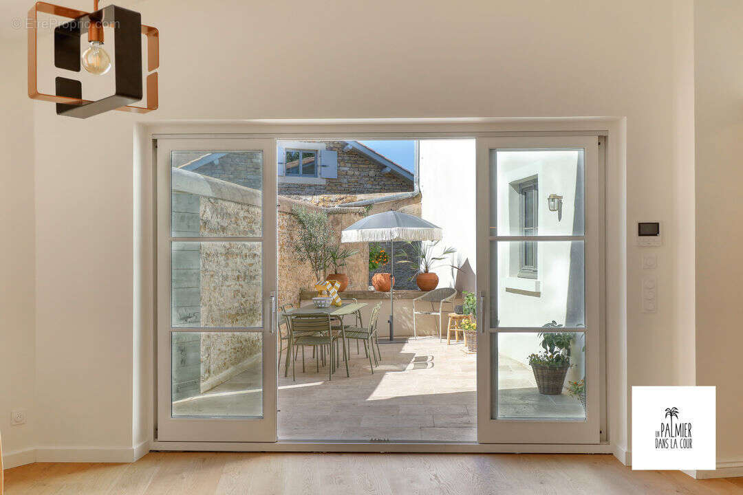 Maison à SAINT-CYR-AU-MONT-D&#039;OR