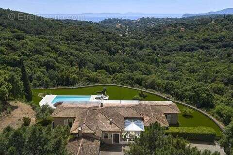 Maison à LA CROIX-VALMER