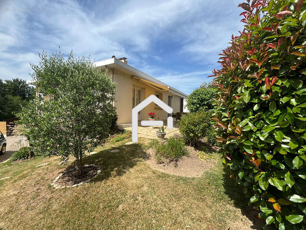 Maison à LE CHAMP-SAINT-PERE