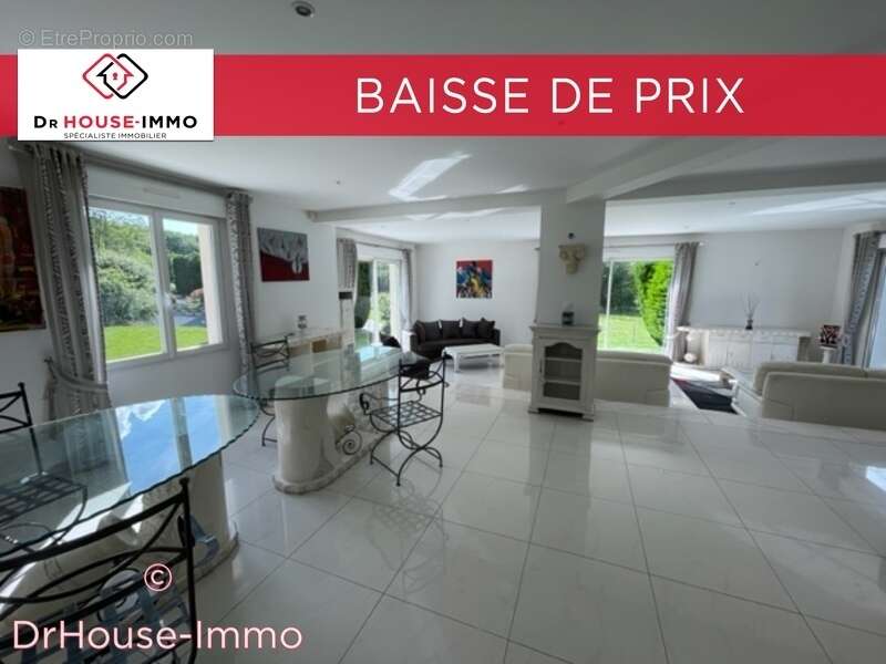 Maison à SAINT-PIERRE-LES-NEMOURS