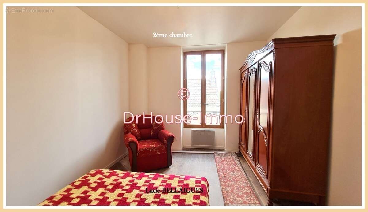 Maison à VILLENEUVE-AU-CHEMIN