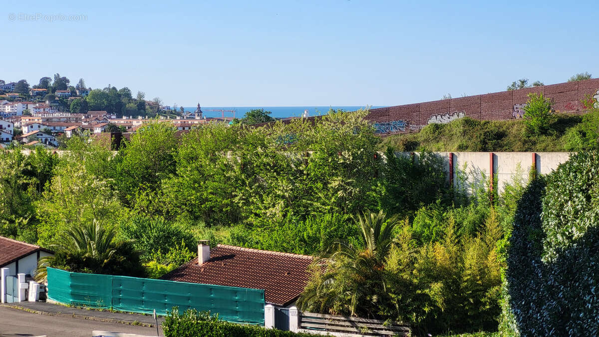 Appartement à CIBOURE