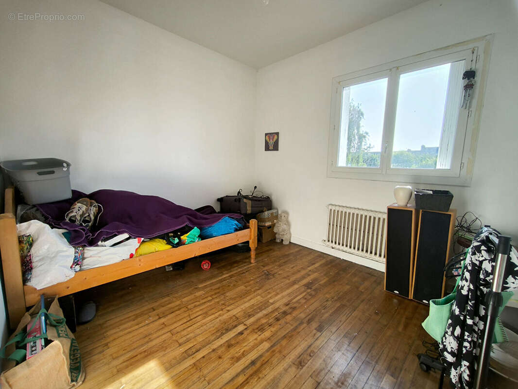 Appartement à DONGES