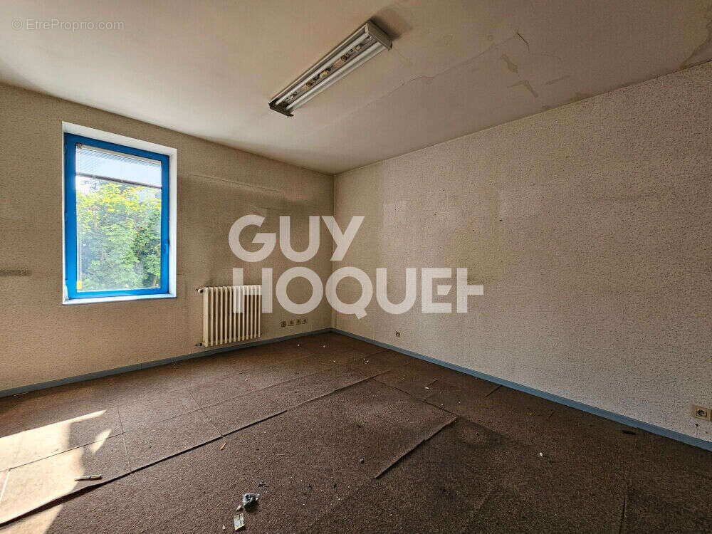 Commerce à MONT-DE-MARSAN