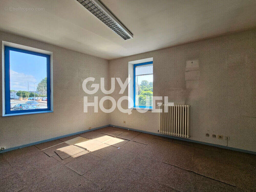 Commerce à MONT-DE-MARSAN