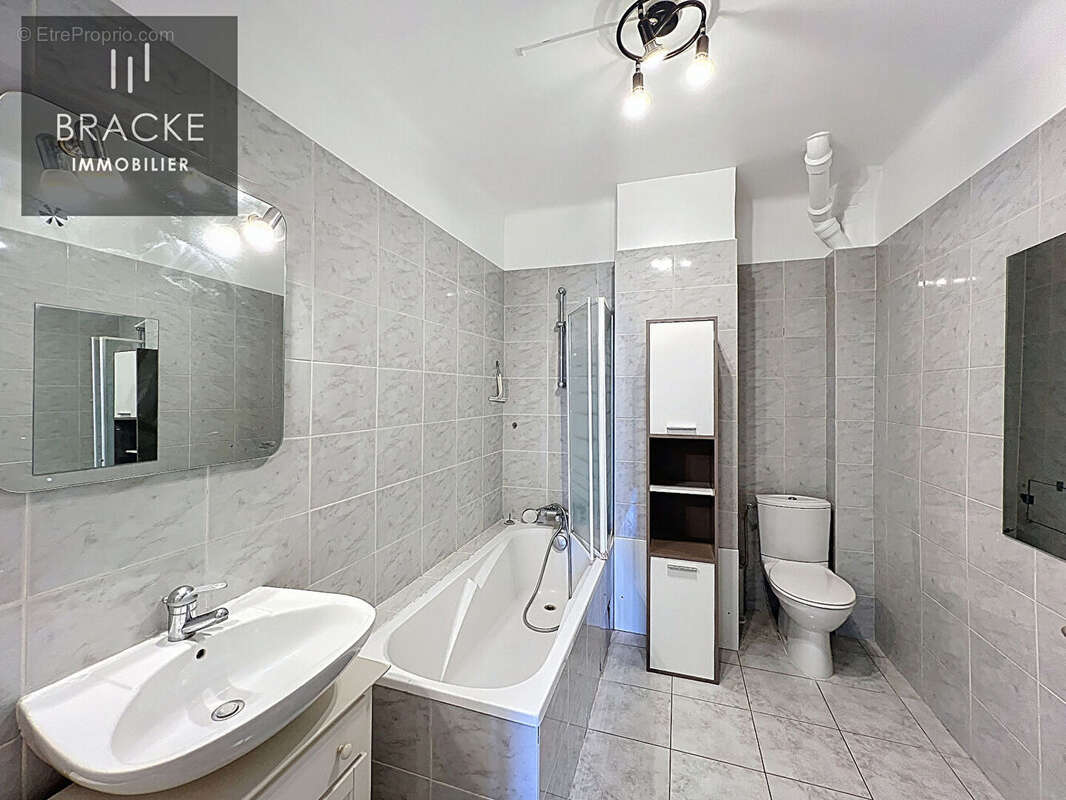 Appartement à LA GARENNE-COLOMBES