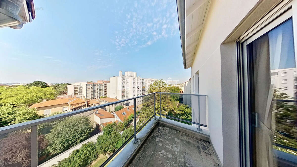 Appartement à LYON-3E