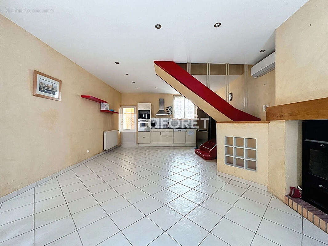 Maison à VILLEMUR-SUR-TARN