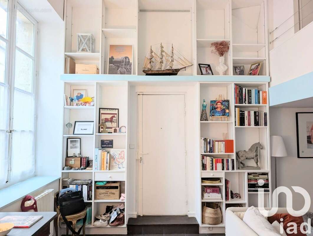 Photo 2 - Commerce à VERSAILLES