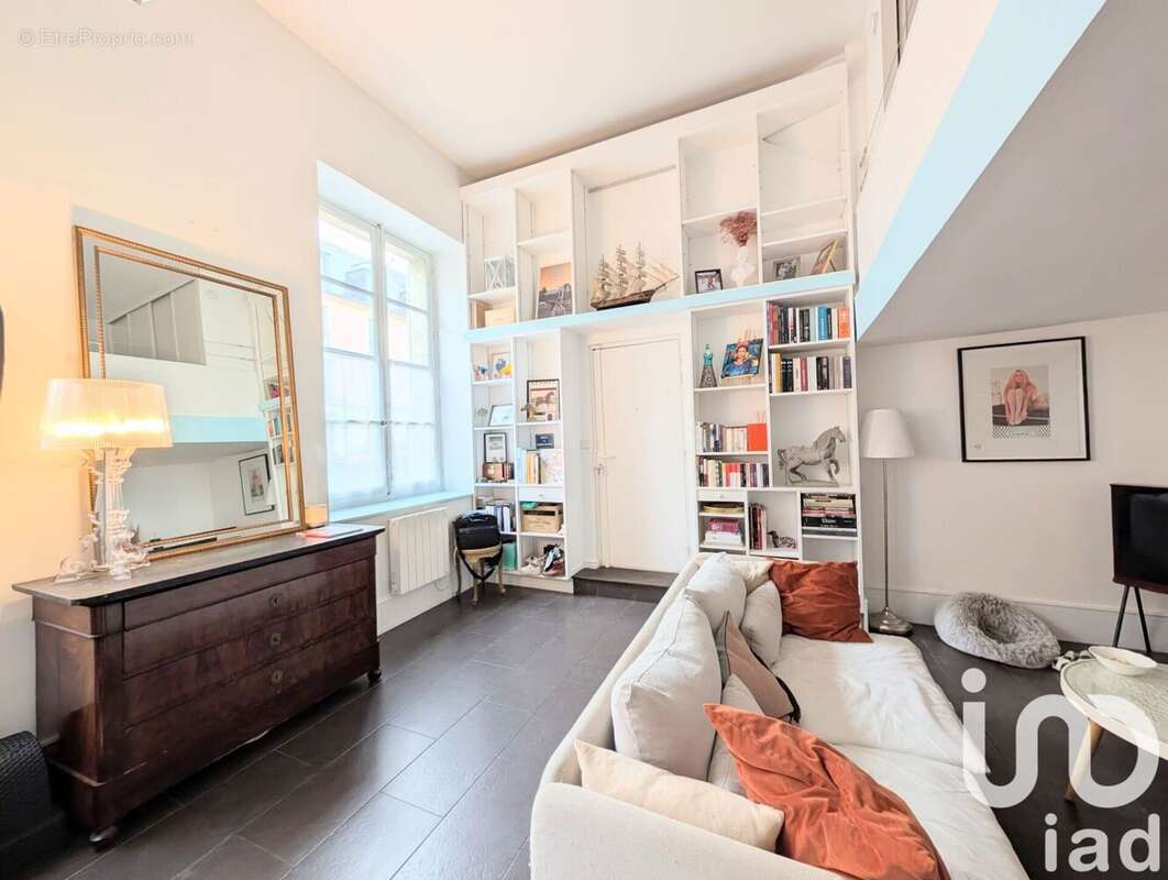 Photo 3 - Commerce à VERSAILLES