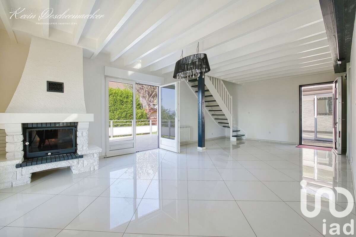 Photo 5 - Maison à PERON