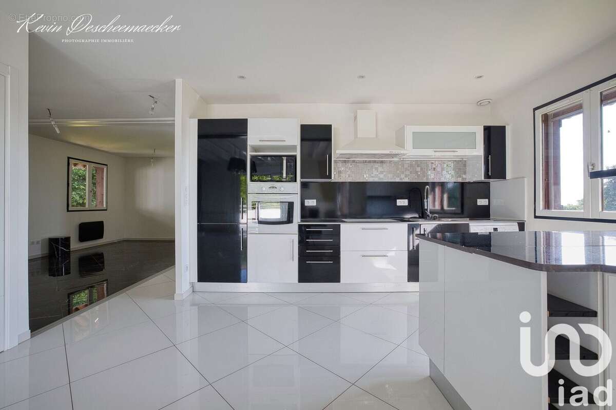 Photo 8 - Maison à PERON