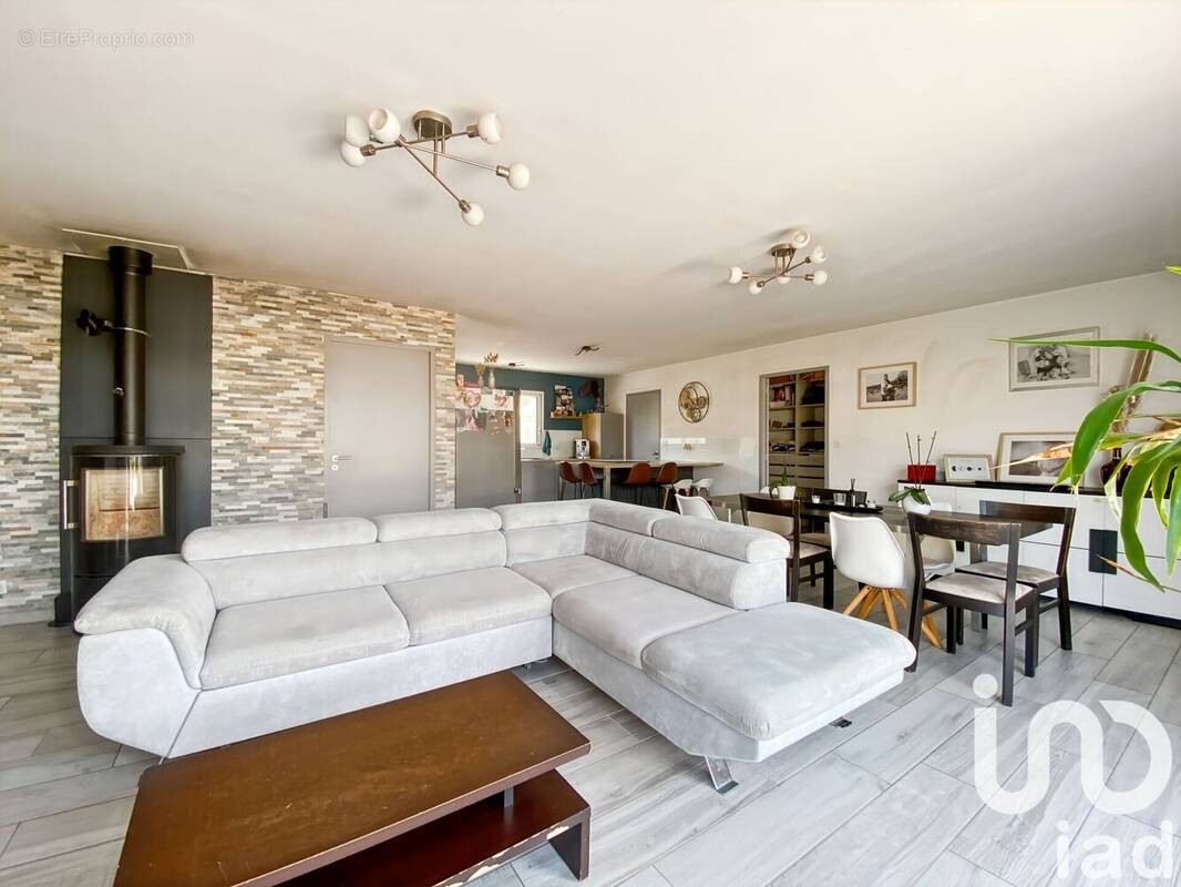 Photo 1 - Maison à SAINT-PHILBERT-DE-GRAND-LIEU