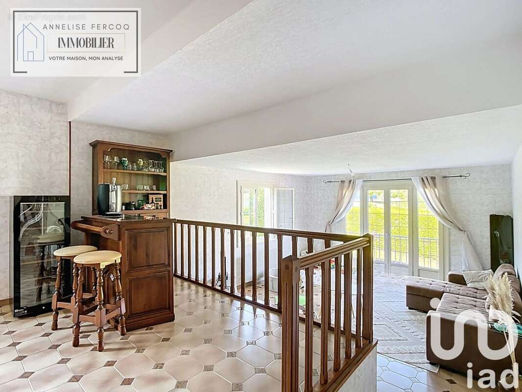 Photo 5 - Maison à VARENNES-VAUZELLES