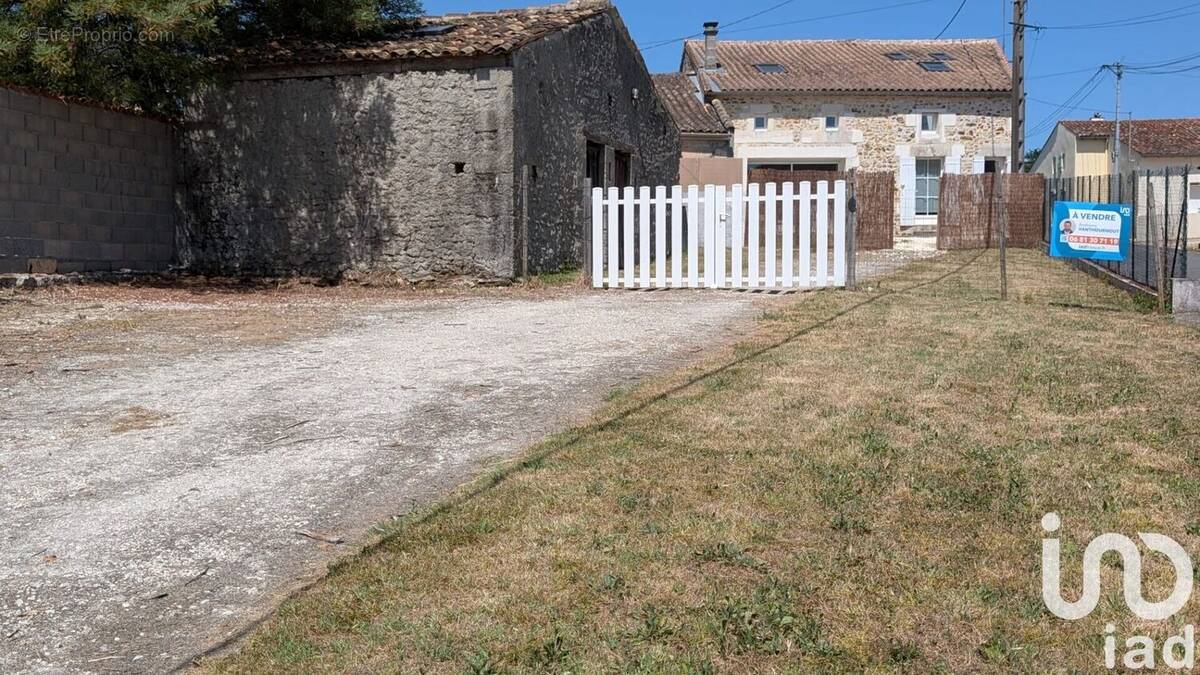 Photo 1 - Maison à MONTENDRE