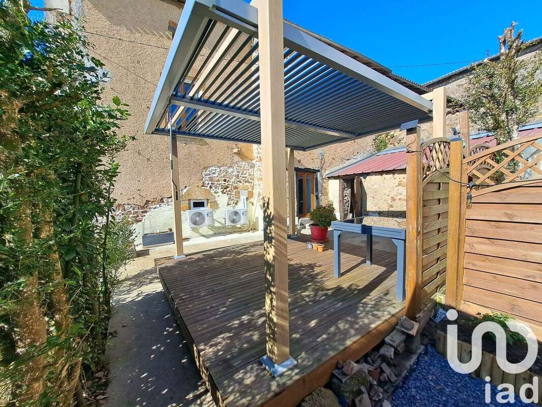 Photo 4 - Maison à LE VIGEANT