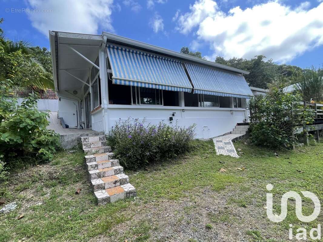 Photo 3 - Maison à RIVIERE-PILOTE