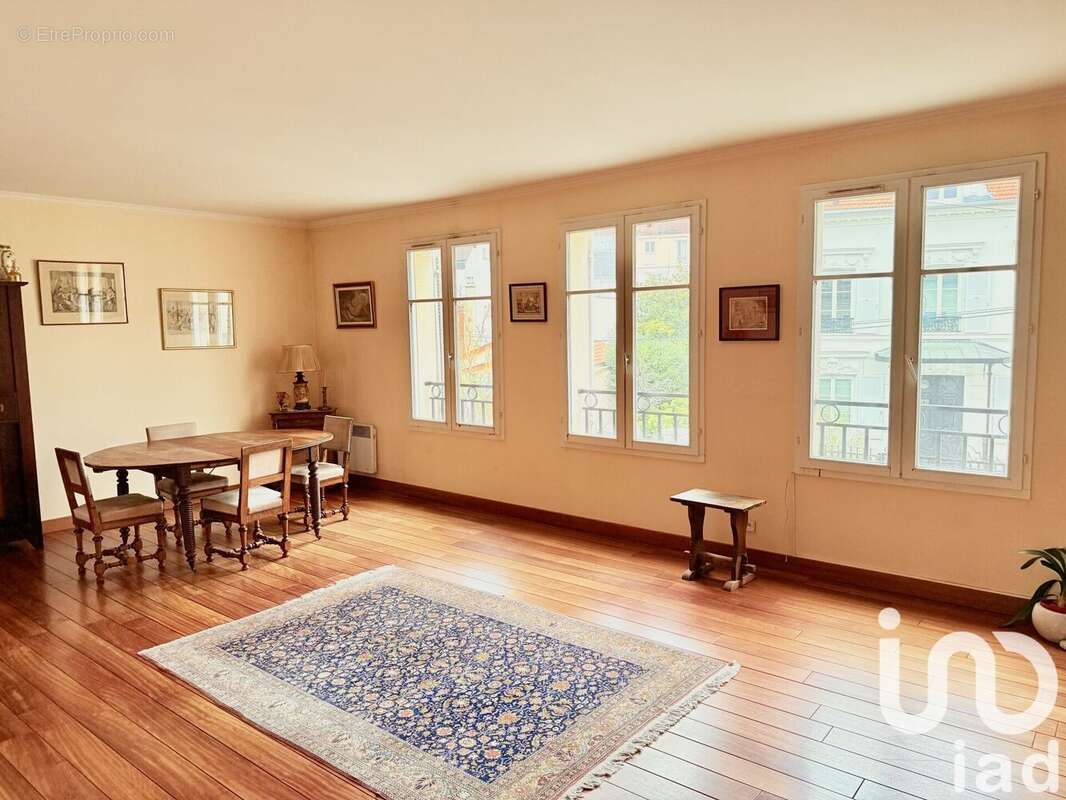 Photo 5 - Appartement à RUEIL-MALMAISON