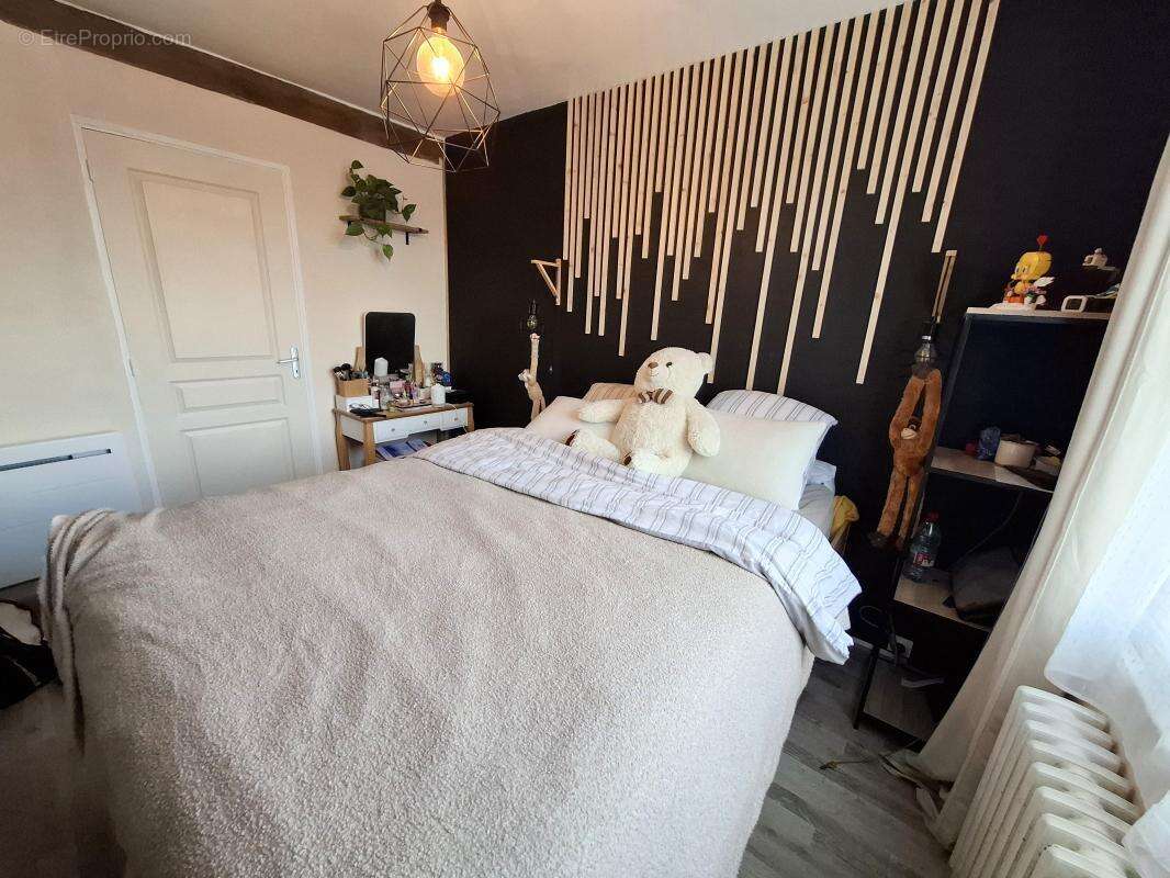 Maison à CUISE-LA-MOTTE