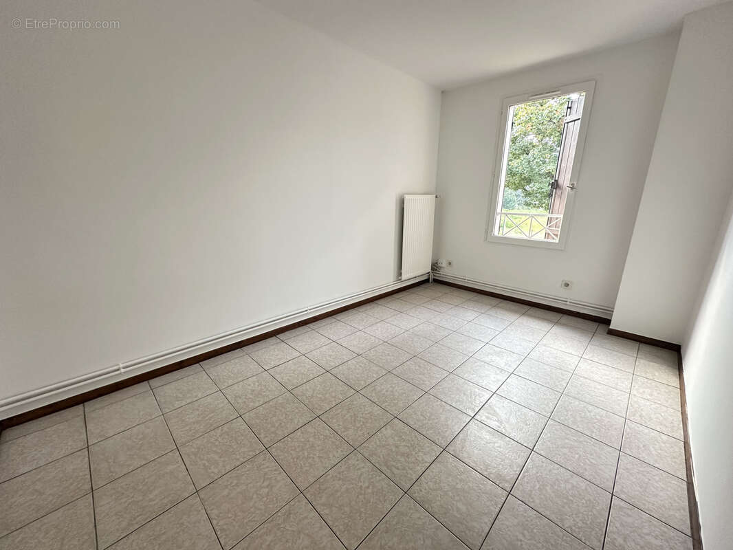 Maison à PIERRE-BENITE