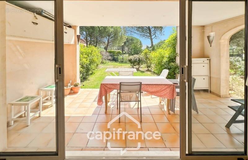 Appartement à MALLEMORT