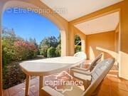 Appartement à MALLEMORT