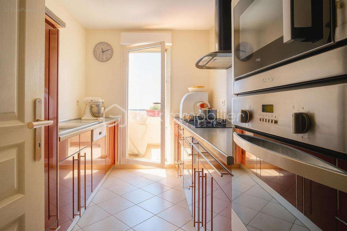 Appartement à MARSEILLE-12E