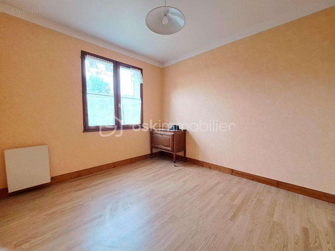 Maison à EAUCOURT-SUR-SOMME