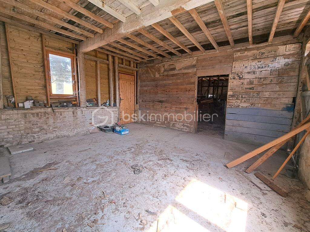 Maison à EAUCOURT-SUR-SOMME