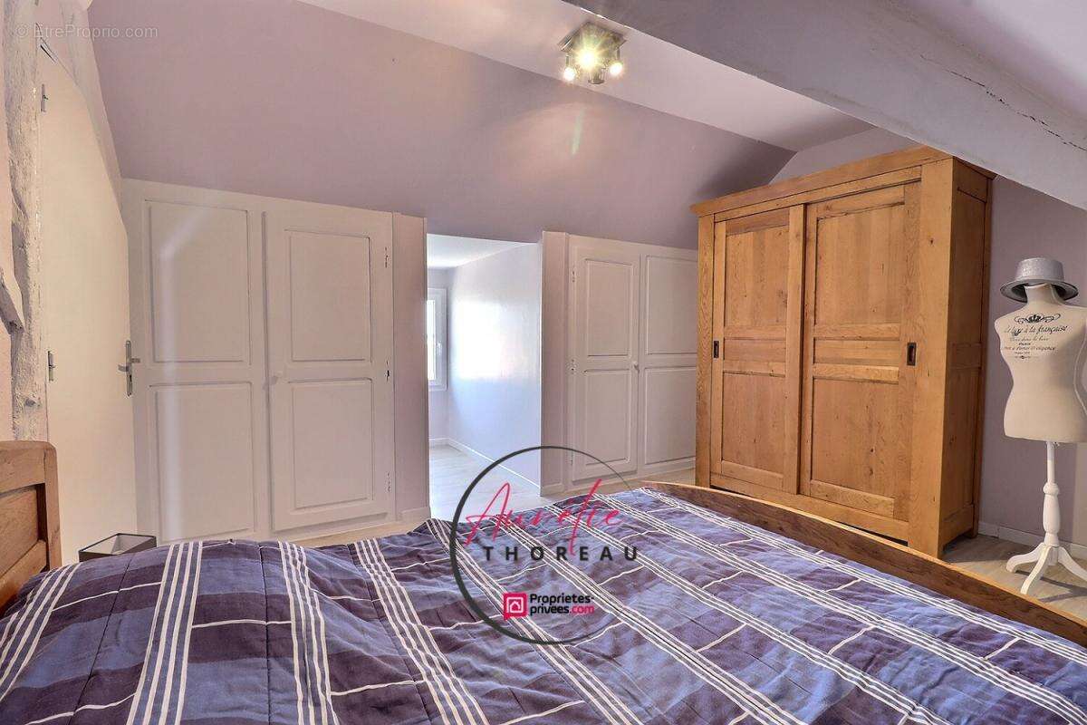 Maison à NEUVILLE-AUX-BOIS