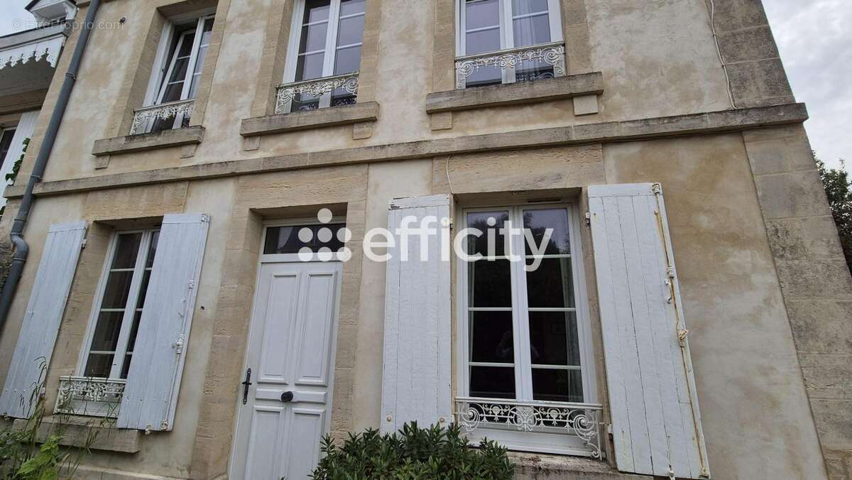 Maison à ARROMANCHES-LES-BAINS