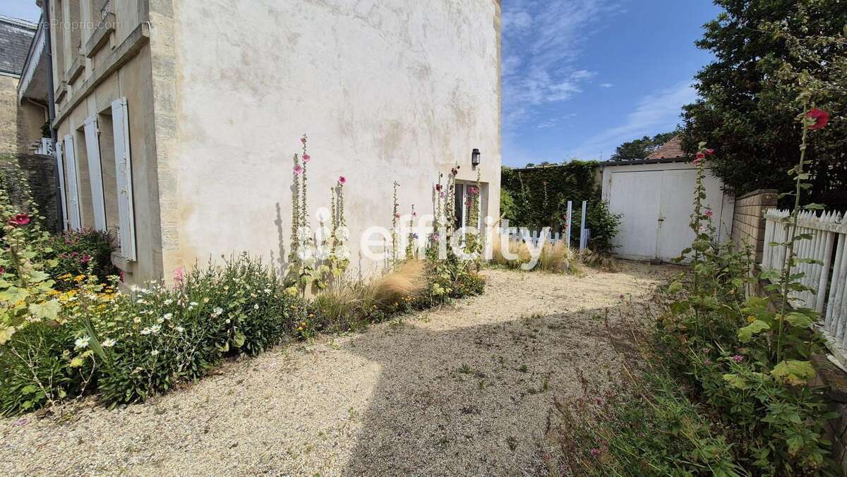 Maison à ARROMANCHES-LES-BAINS
