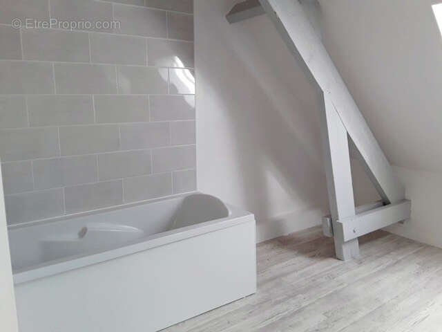 Maison à PONT-L&#039;EVEQUE