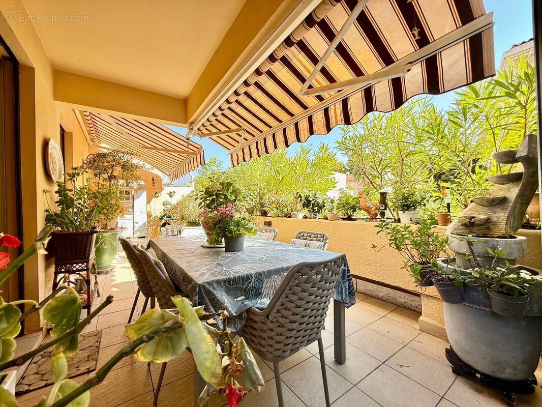 Autre à SIX-FOURS-LES-PLAGES