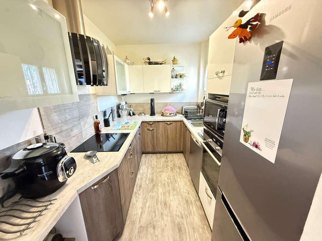 Autre à SIX-FOURS-LES-PLAGES