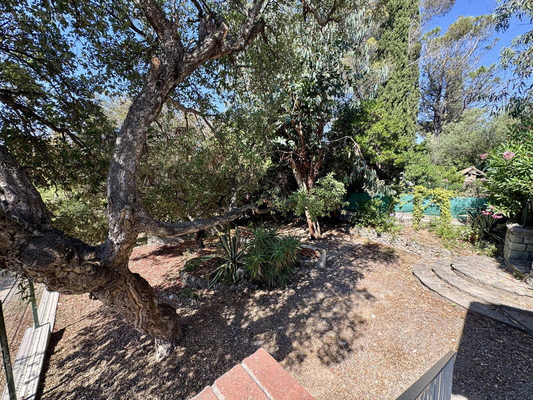 Appartement à FREJUS