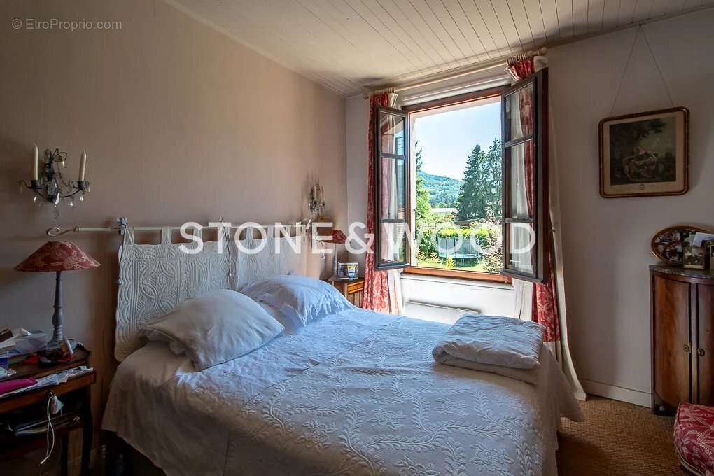 Maison à SAINT-JORIOZ