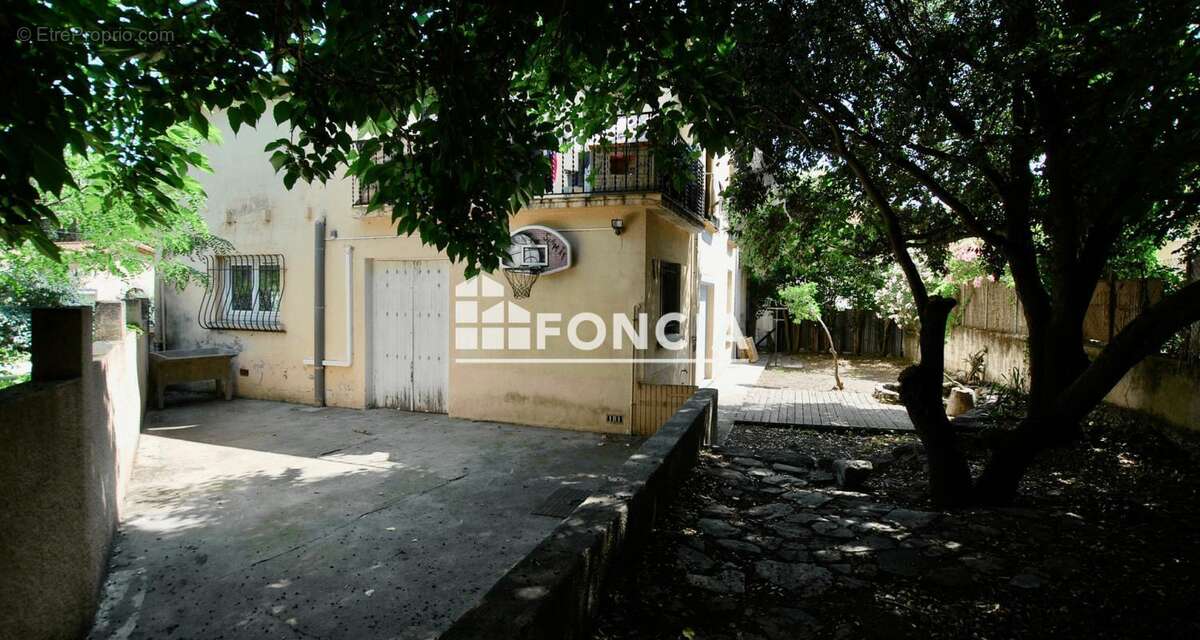 Appartement à ARLES-SUR-TECH