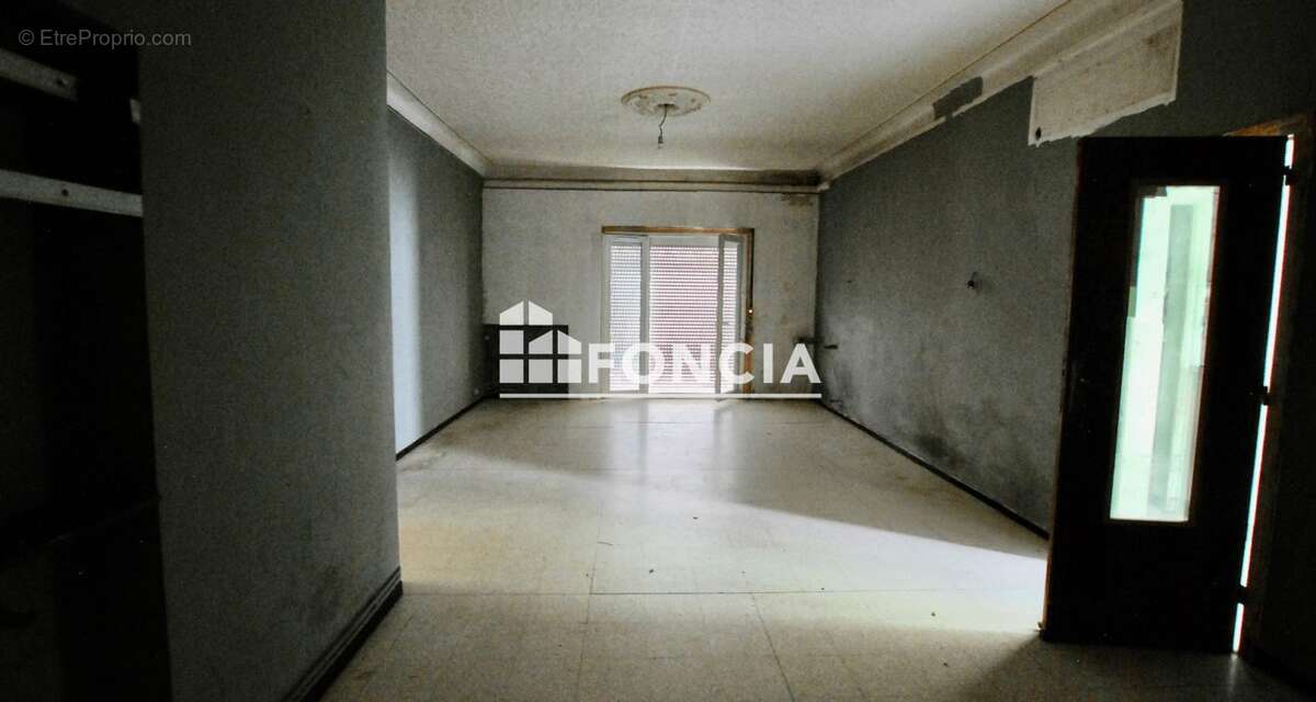 Appartement à ARLES-SUR-TECH