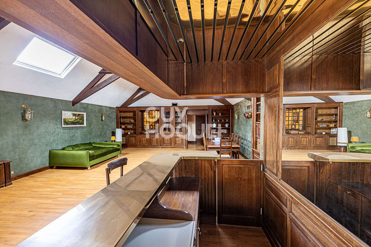 Maison à CHATEAU-GONTIER