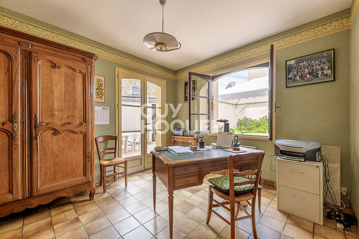 Maison à CHATEAU-GONTIER