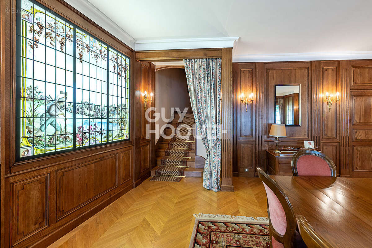 Maison à CHATEAU-GONTIER