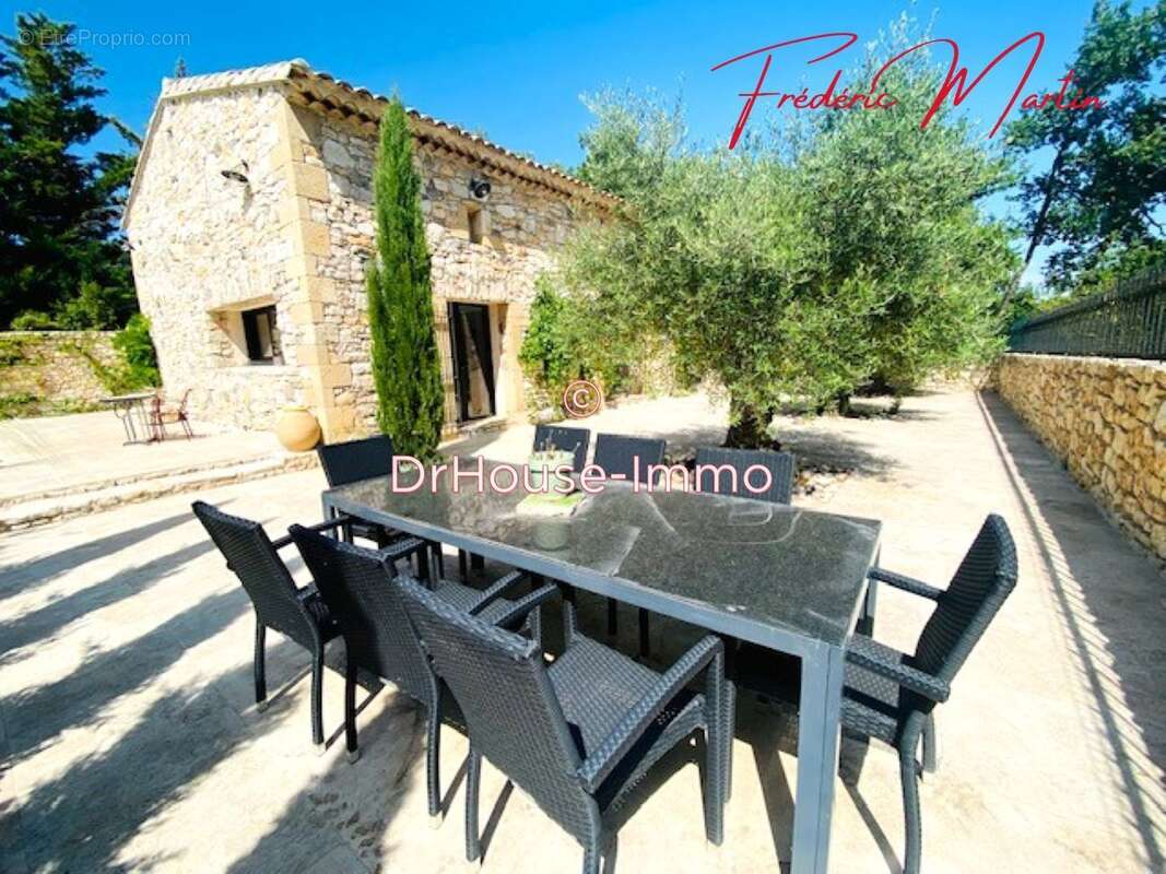 Maison à UZES