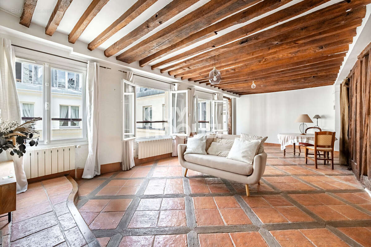 Appartement à PARIS-9E