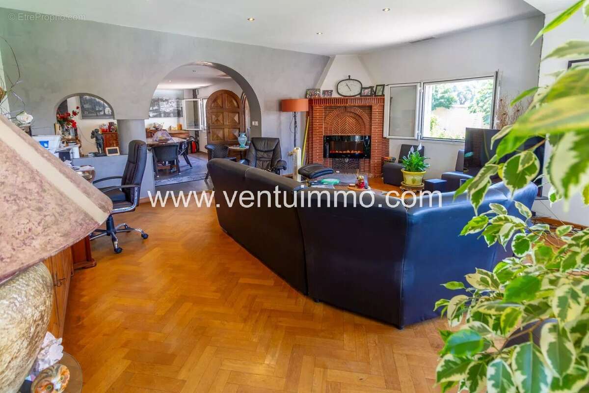 Maison à CAGNES-SUR-MER