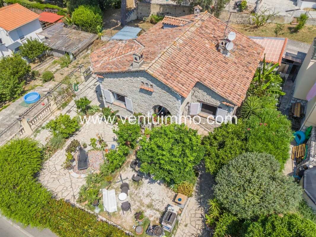 Maison à CAGNES-SUR-MER