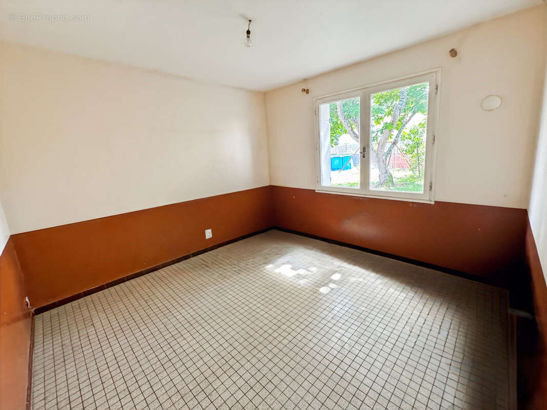 Maison à BLANQUEFORT