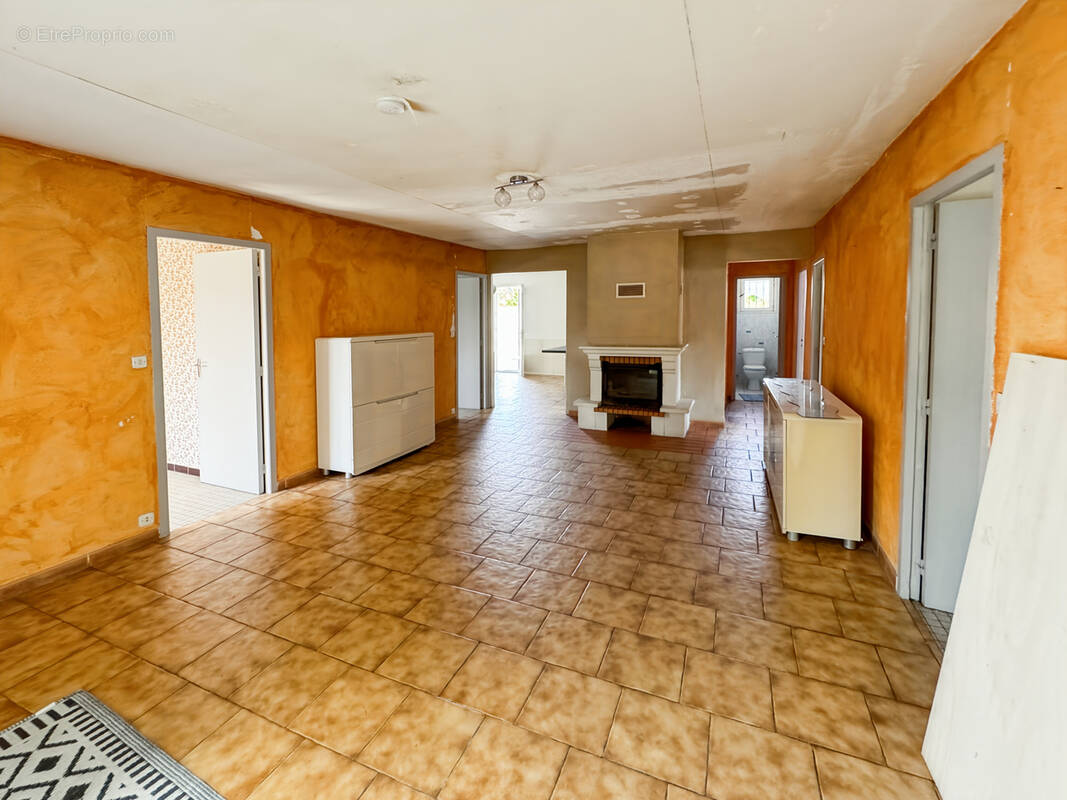 Maison à BLANQUEFORT